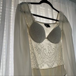 Lace off white body suit